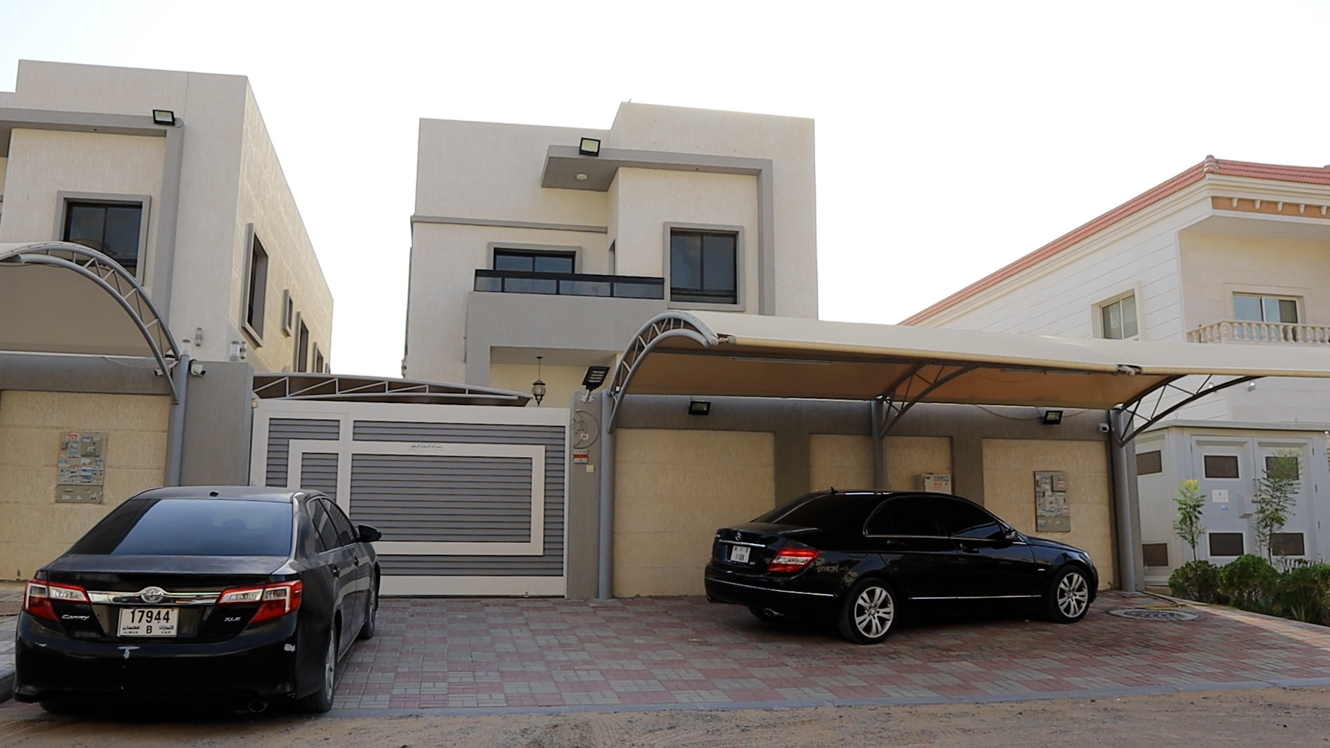 Full Furnished | Owner Shifting | 5 Master Bedroom | Excellent Opportunity For New Investor Who Looking For Villa-0