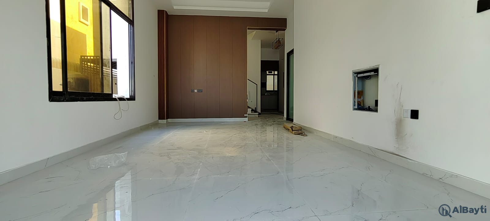 Luscious Villa For sale in Al mowaihat3 in Ajman // 5 Master Bedroom.-1