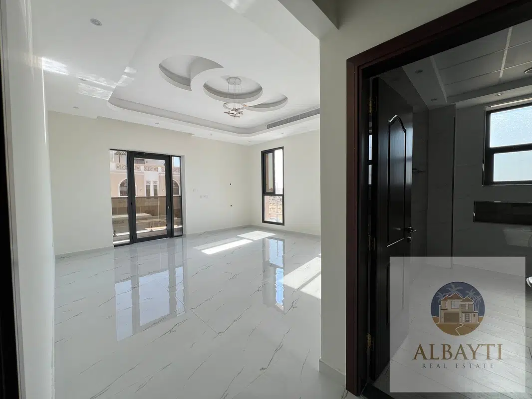 Excellent villa for Sale Al Zahya. 5 master bedrooms 7washrooms-2