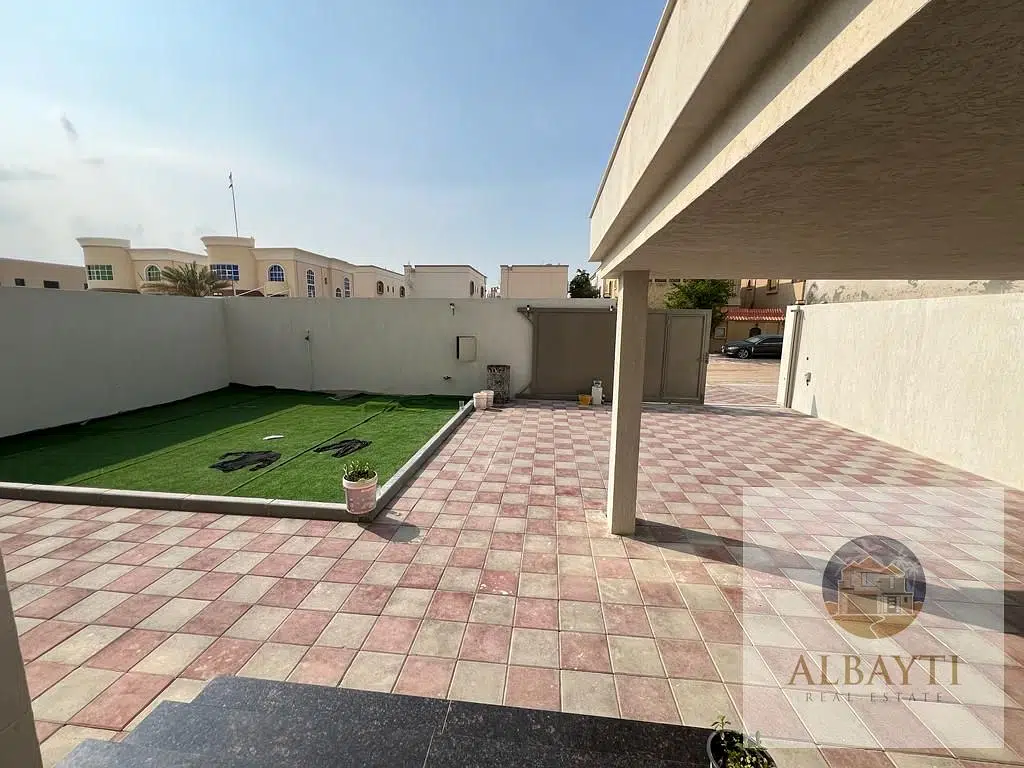 Villa for sale al Mowaihat 2-3